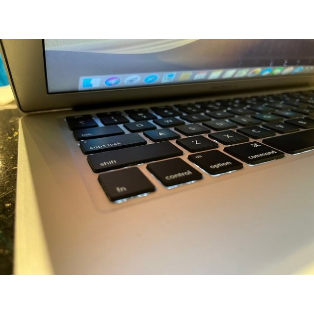 Macbook Air 13 inch 2017 Core i5
