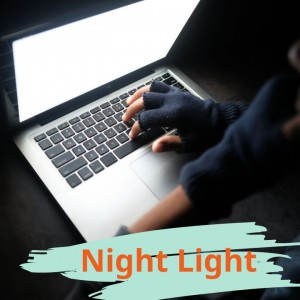 Chế độ Night Light trên laptop là gì? Có nên sử dụng chế độ Night Light vào ban đêm?