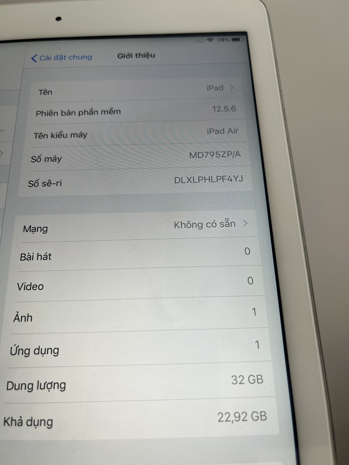 iPad Air 4G 32GB màu bạc