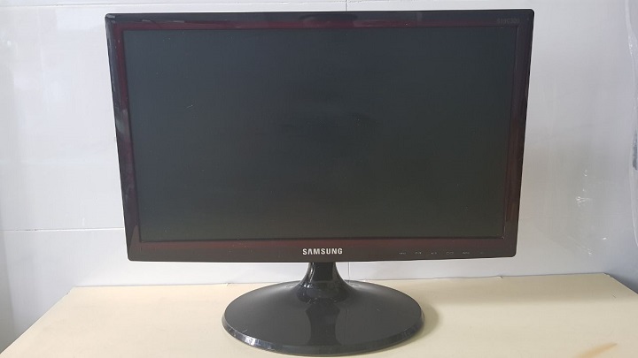 màn hình Samsung S19C300B 19 inch (18.5")